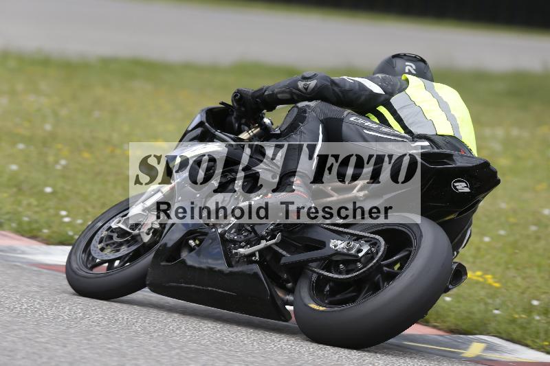 Archiv-2025/22 06.06.2025 DISCOVER the BIKE ADR/Race 3 rot/70